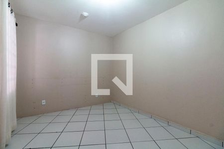 Sala de casa à venda com 3 quartos, 201m² em Parque Guarani, São Paulo