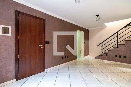 Sala de casa à venda com 3 quartos, 201m² em Parque Guarani, São Paulo