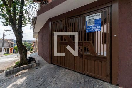 Casa à venda com 201m², 3 quartos e 2 vagasFachada