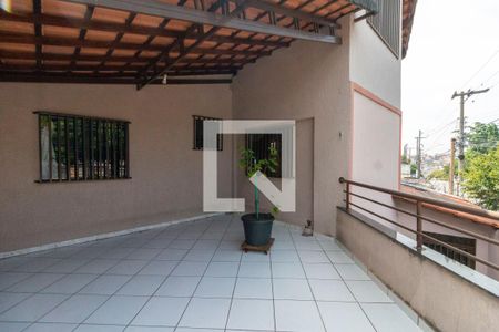 Casa à venda com 201m², 3 quartos e 2 vagasVaranda