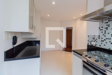 Apartamento para alugar com 185m², 4 quartos e 3 vagas Apartamento para alugar com 185m², 4 quartos e 3 vagasCozinha