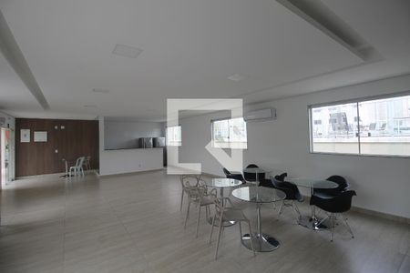 Apartamento para alugar com 40m², 2 quartos e 1 vagaÁrea comum - Salão de festas