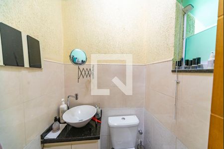 Casa à venda com 250m², 3 quartos e 4 vagasLavabo