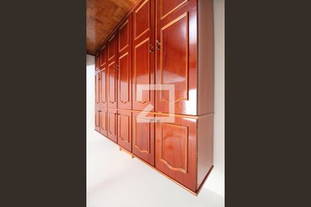 Casa à venda com 130m², 2 quartos e 3 vagasQuarto 2 - Armários