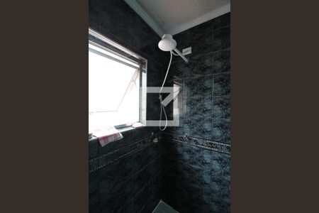 Casa à venda com 130m², 2 quartos e 3 vagasChuveiro