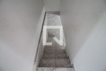 Escada de casa à venda com 2 quartos, 130m² em Vila Buenos Aires, São Paulo