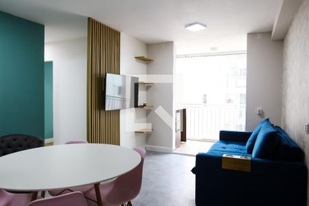 Sala de apartamento para alugar com 3 quartos, 73m² em Campestre, Santo André