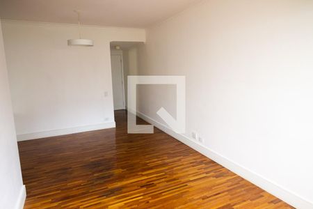 Sala de apartamento para alugar com 3 quartos, 95m² em Vila Suzana, São Paulo
