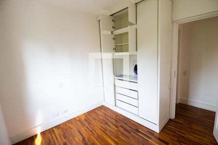 Quarto 1 - Armários de apartamento para alugar com 3 quartos, 95m² em Vila Suzana, São Paulo
