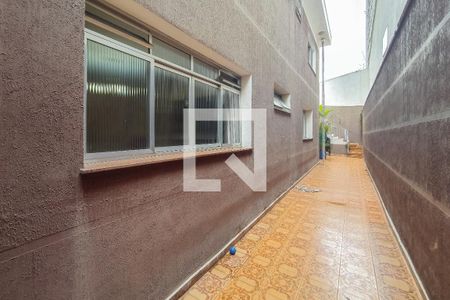 Casa para alugar com 240m², 4 quartos e 2 vagasQuintal
