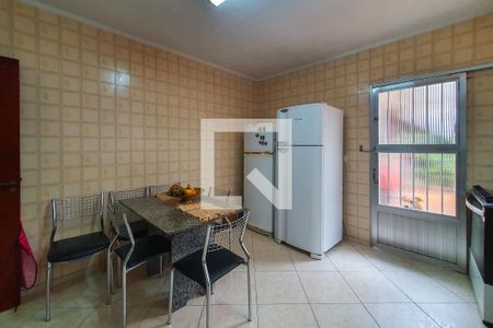 Casa para alugar com 240m², 4 quartos e 2 vagasCozinha