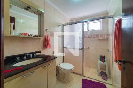 Casa para alugar com 240m², 4 quartos e 2 vagasBanheiro Socal