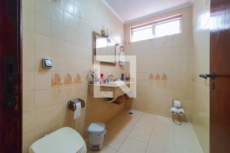 Casa para alugar com 240m², 4 quartos e 2 vagasLavabo