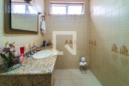 Casa para alugar com 240m², 4 quartos e 2 vagasLavabo