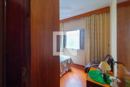 Casa para alugar com 240m², 4 quartos e 2 vagasQuarto 2