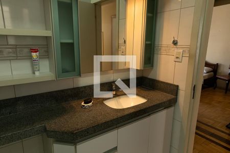 Apartamento para alugar com 110m², 4 quartos e sem vagaDetalhe Banheiro 1