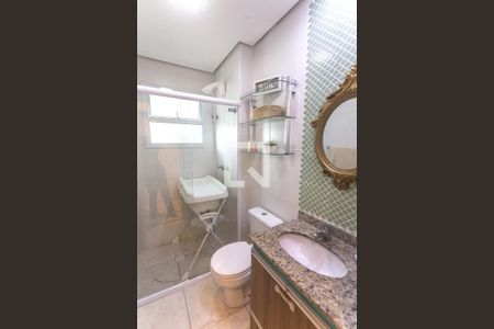 Banheiro social de apartamento à venda com 3 quartos, 72m² em Centro, São Bernardo do Campo