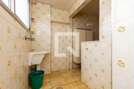 Apartamento à venda com 98m², 3 quartos e 1 vagaÁrea de Serviço