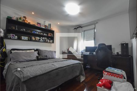 Apartamento à venda com 344m², 4 quartos e 4 vagasSuíte 03