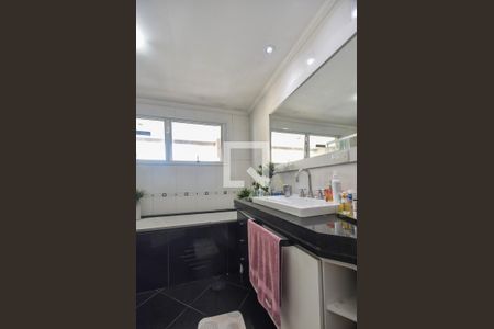 Apartamento à venda com 344m², 4 quartos e 4 vagasBanheiro Suíte 01