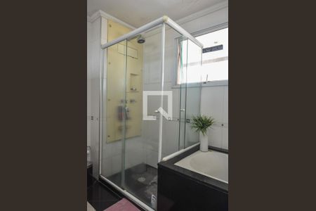 Apartamento à venda com 344m², 4 quartos e 4 vagasBanheiro Suíte 01