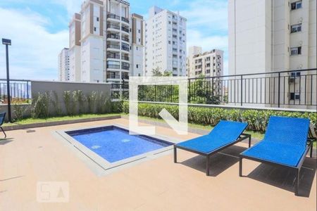 Apartamento à venda com 34m², 1 quarto e 1 vaga Apartamento à venda com 34m², 1 quarto e 1 vagaÁrea comum - Piscina