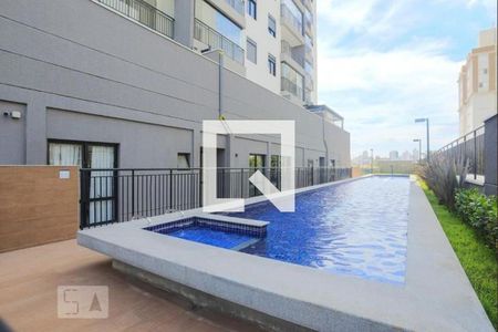 Apartamento à venda com 34m², 1 quarto e 1 vaga Apartamento à venda com 34m², 1 quarto e 1 vagaÁrea comum - Piscina