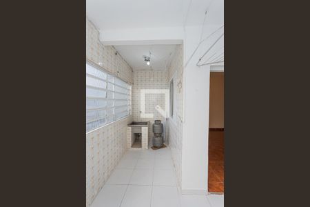 Área de Serviço de casa para alugar com 3 quartos, 150m² em Vila Bruna, São Paulo