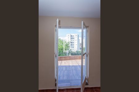 Varanda quarto 1 de casa para alugar com 3 quartos, 150m² em Vila Bruna, São Paulo