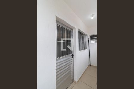 Casa para alugar com 60m², 1 quarto e sem vagaEntrada