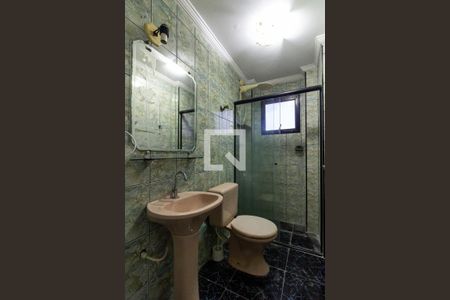 Apartamento para alugar com 105m², 3 quartos e 1 vaga Apartamento para alugar com 105m², 3 quartos e 1 vagaBanheiro da suíte