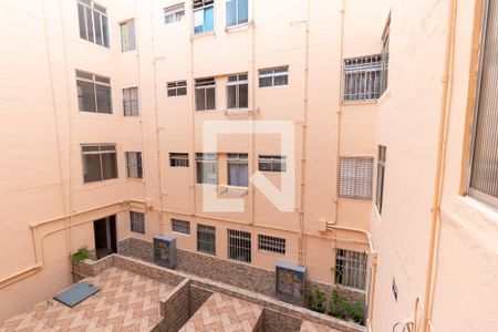 Vista da Sala de apartamento à venda com 2 quartos, 40m² em Conjunto Residencial José Bonifácio, São Paulo
