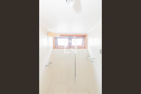 Casa à venda com 470m², 3 quartos e 6 vagasBanheiro da Suíte 2