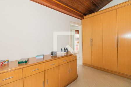 Casa à venda com 470m², 3 quartos e 6 vagasCloset da Suíte 1