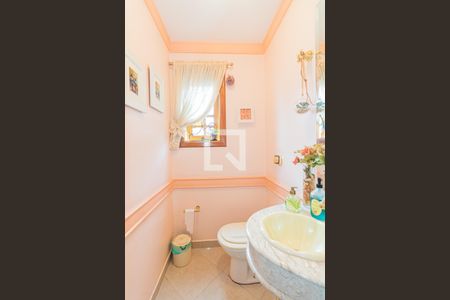 Casa à venda com 470m², 3 quartos e 6 vagasLavabo