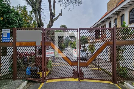 Casa à venda com 470m², 3 quartos e 6 vagasFachada do Condomínio com Plaquinha