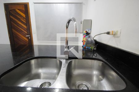 Casa à venda com 310m², 4 quartos e 2 vagas Casa à venda com 310m², 4 quartos e 2 vagasCozinha