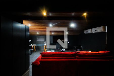 Casa à venda com 310m², 4 quartos e 2 vagas Casa à venda com 310m², 4 quartos e 2 vagasQuarto 4 / Sotão