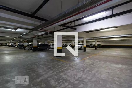 Apartamento à venda com 83m², 2 quartos e 2 vagas Apartamento à venda com 83m², 2 quartos e 2 vagasÁrea comum - Estacionamento