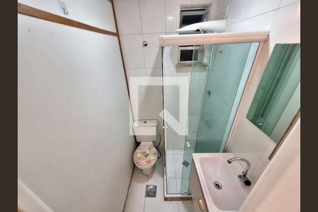 Banheiro  de kitnet/studio para alugar com 1 quarto, 33m² em Centro, Rio de Janeiro