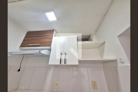 Studio para alugar com 33m², 1 quarto e sem vaga Studio para alugar com 33m², 1 quarto e sem vagaCozinha