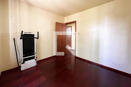 Quarto 1 de apartamento à venda com 3 quartos, 81m² em Cristal, Porto Alegre