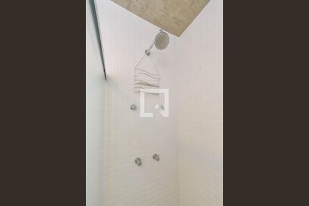 Studio à venda com 33m², 1 quarto e sem vaga Studio à venda com 33m², 1 quarto e sem vagaBanheiro