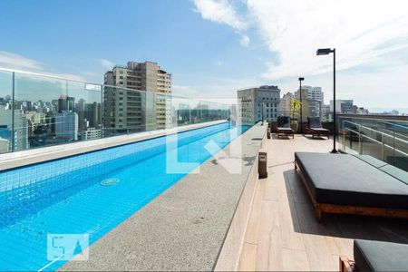 Studio à venda com 33m², 1 quarto e sem vaga Studio à venda com 33m², 1 quarto e sem vagaÁrea comum - Piscina
