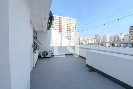 Studio para alugar com 46m², 1 quarto e sem vaga Studio para alugar com 46m², 1 quarto e sem vagaSacada