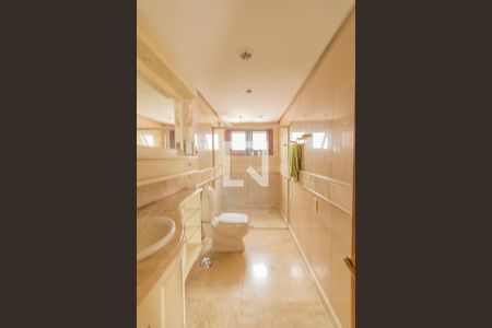 Apartamento à venda com 200m², 4 quartos e 2 vagasBanheiro do Quarto 3