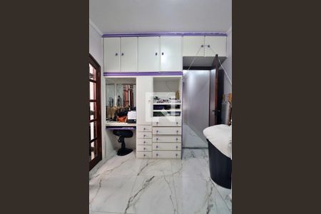 Casa para alugar com 283m², 3 quartos e 2 vagasQuarto 3