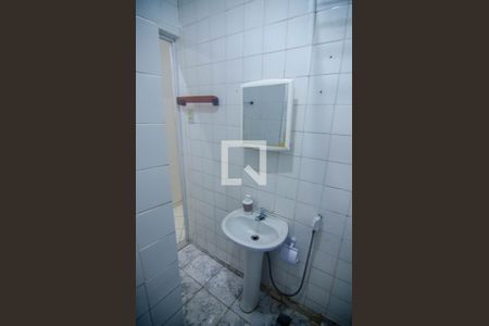 Banheiro de apartamento para alugar com 1 quarto, 25m² em Copacabana, Rio de Janeiro