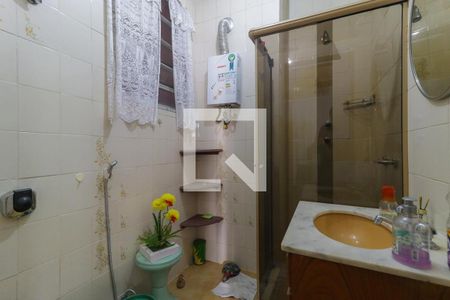 Banheiro de apartamento para alugar com 1 quarto, 46m² em Todos Os Santos, Rio de Janeiro