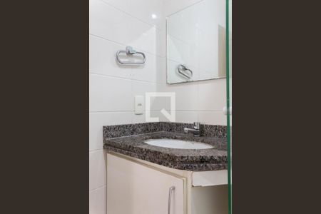 Apartamento para alugar com 70m², 3 quartos e 2 vagas Apartamento para alugar com 70m², 3 quartos e 2 vagasBanheiro